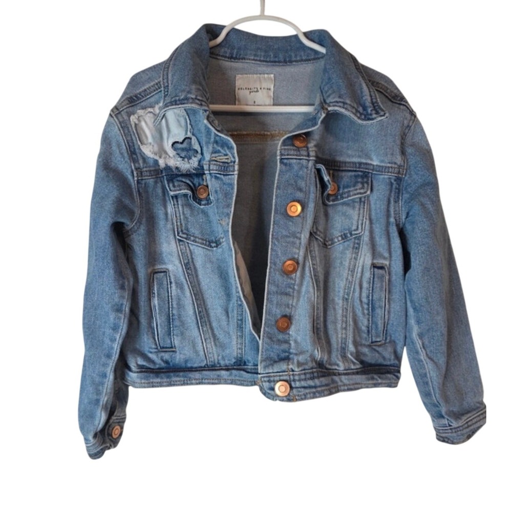 Celebrity Pink Girls Distressed Light Wash Denim Trucker Jacket Size Small